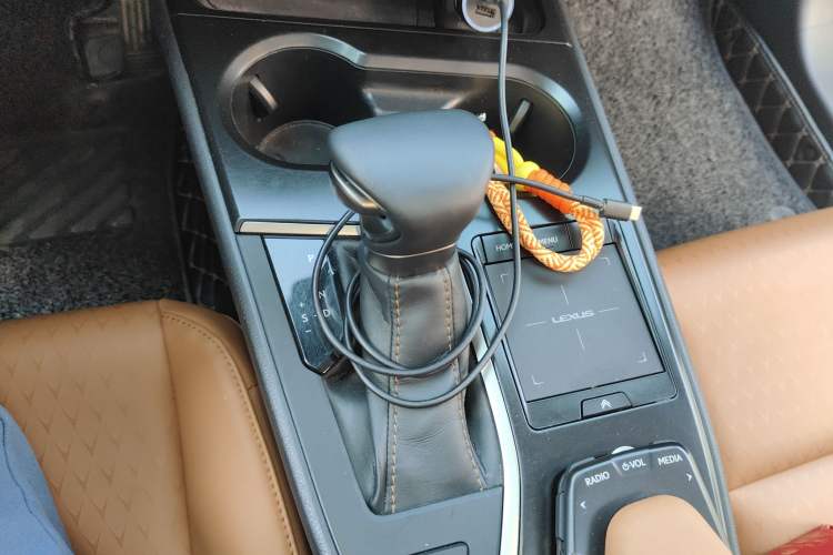 Used Lexus UX 2020 260h Explore & Adventure Edition