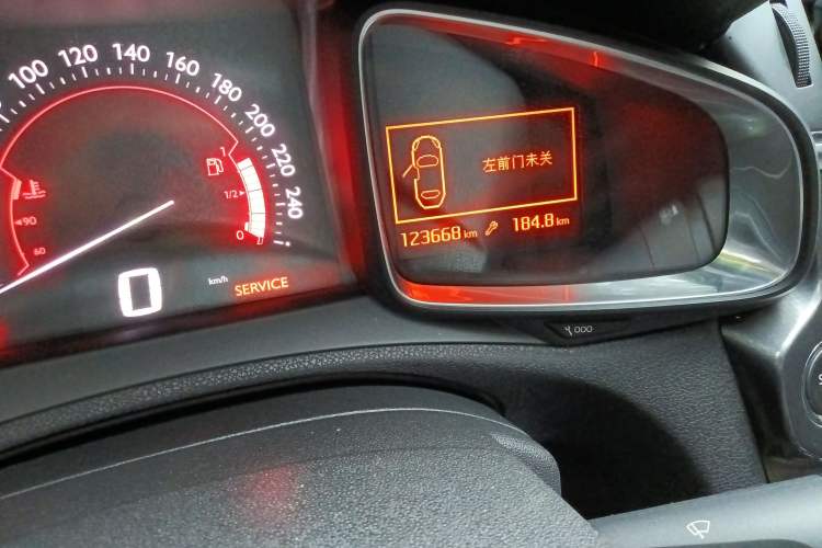 Used DS 6 2016 1.6T Luxury Edition THP160
