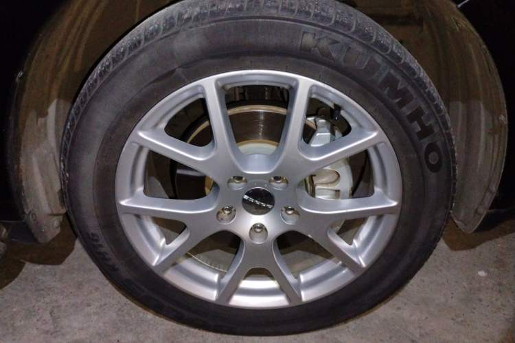 Used Dodge Journey 2013 2.4L Two-Wheel Drive Luxury Version