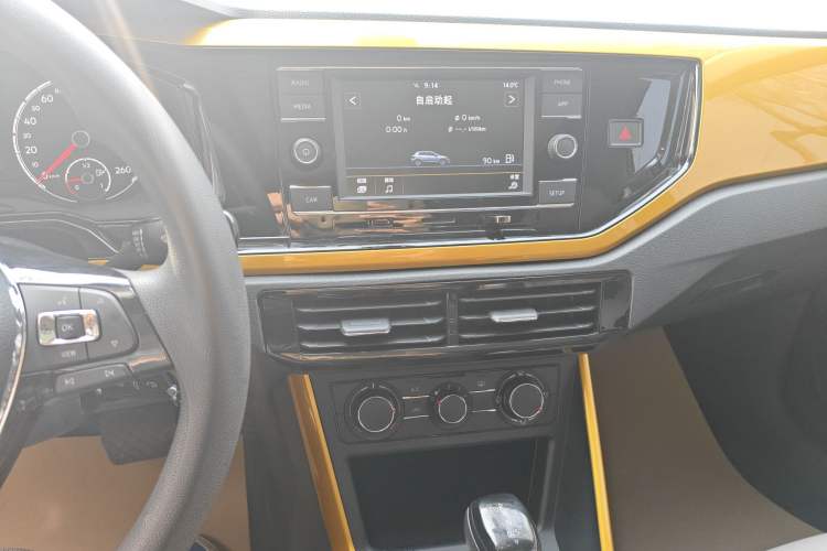 Used Volkswagen Polo 2019 Plus 1.5L Automatic Colorful Technology Edition Audio And AC Panel