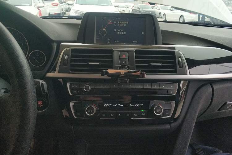 Used BMW 3 Series 2017 320Li Fashion Model
