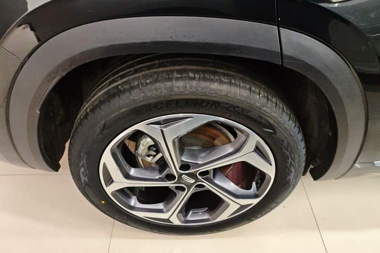 Used Geely Auto Monjaro L 2024 2.0TD DCT EVO Two-Wheel Drive Long-Range Version Right Rear Wheel Hub