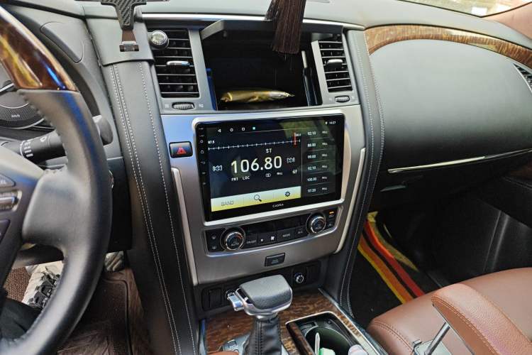 Used Nissan Patrol  Audio And AC Panel