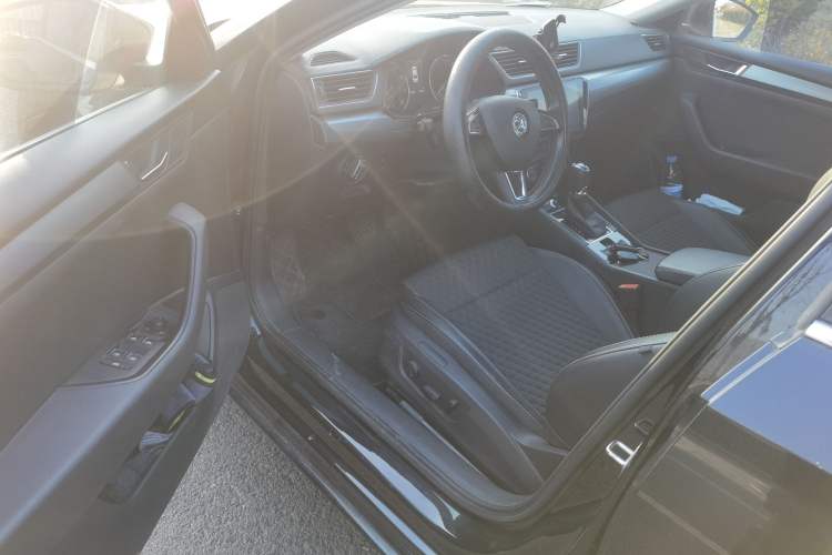 Used Skoda Superb 2016 TSI280 DSG Innovation Edition
