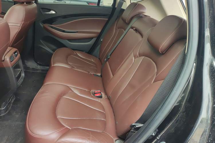 Used Buick Envision 2021 532T Two-Wheel-Drive Leading Version Left Rear Seat