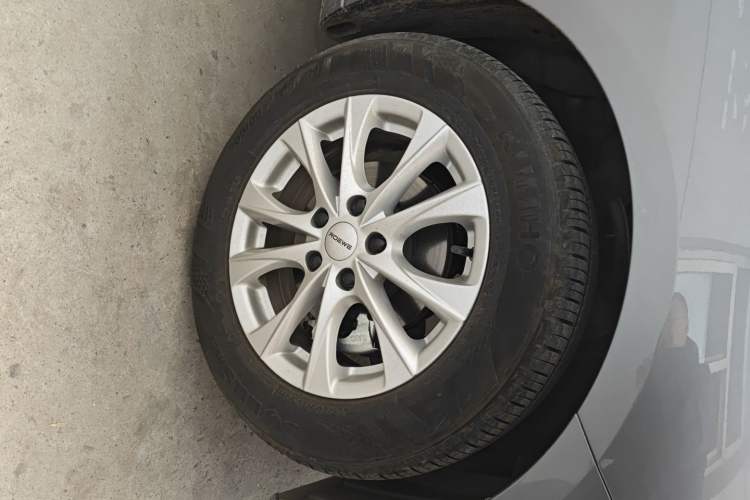 Used Roewe i5 2023 1.5L Manual Comfort Edition
