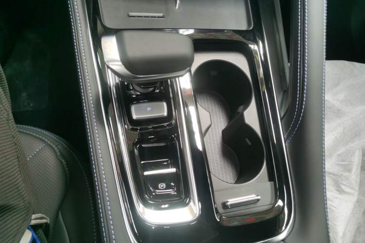 Used Geely Auto Preface 2026 Model Oriental Yao 1.5TD Kunlun Edition