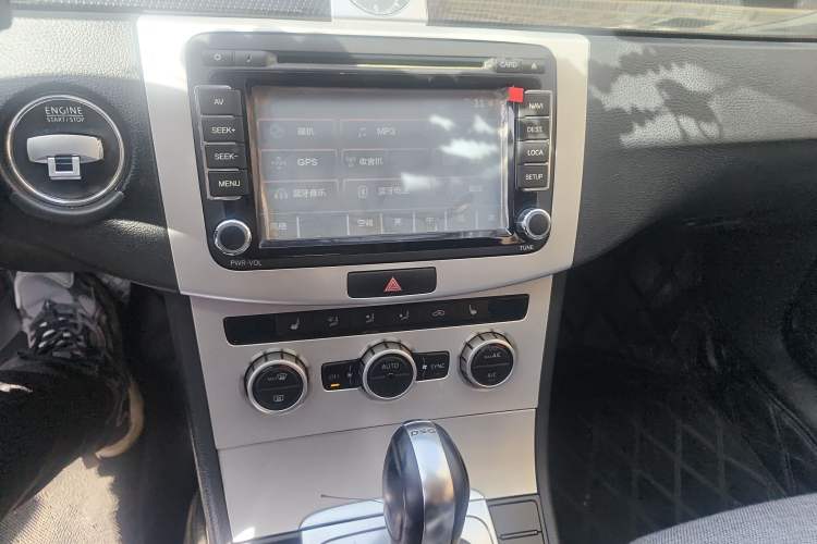 Used Volkswagen Magotan 2012 Revised 1.8TSI Luxury Version Audio And AC Panel