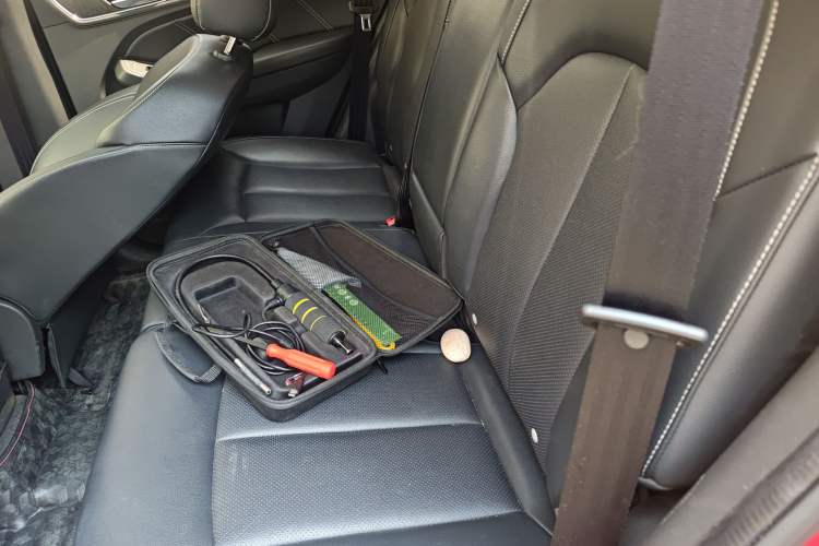 Used Roewe RX5 2016 20T Two-Wheel Drive Automatic Internet Smart Edition