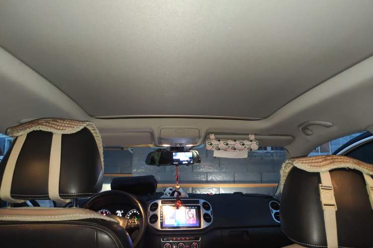 Used Volkswagen Tiguan 2016 280TSI Automatic Two-Wheel Drive Silk Road Comfort Edition Headliner