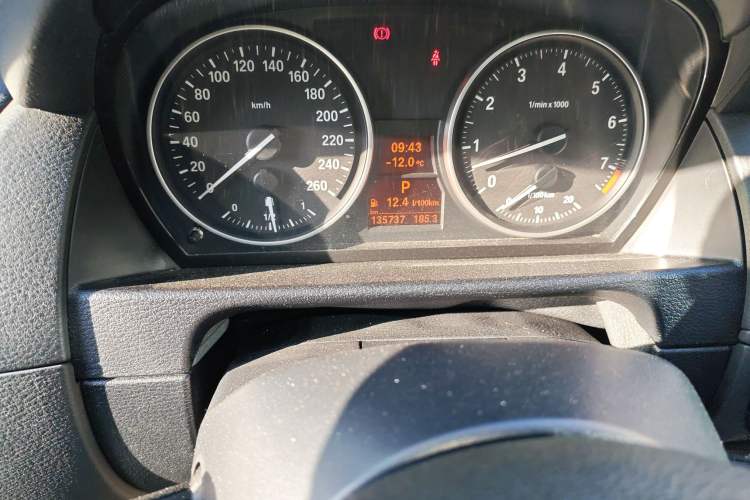 Used BMW X1 2010 xDrive25i
