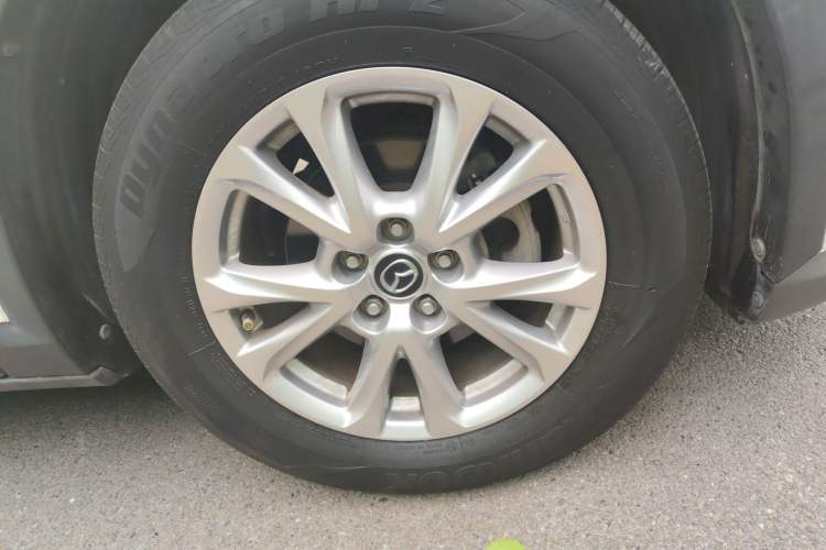 Used Mazda CX-4 2018 2.0L Automatic Two-Wheel Drive Blue Sky Dynamic Version China V Standard Right Front Wheel Hub
