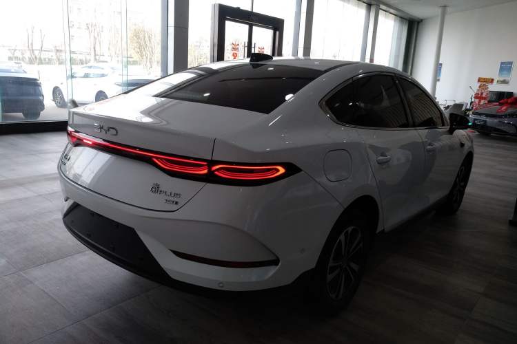 Used BYD Qin PLUS 2025 DM-i Smart Drive 120KM Superior Model