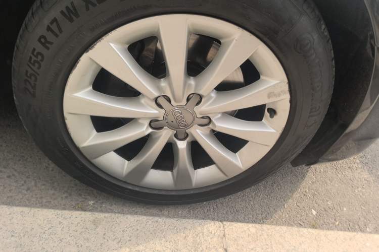 Used Audi A6L 2014 30 FSI Comfort Model
