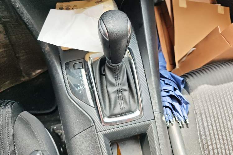 Used Mazda 3 Axela 2016 Hatchback 1.5L Automatic Comfort Model Gear Lever