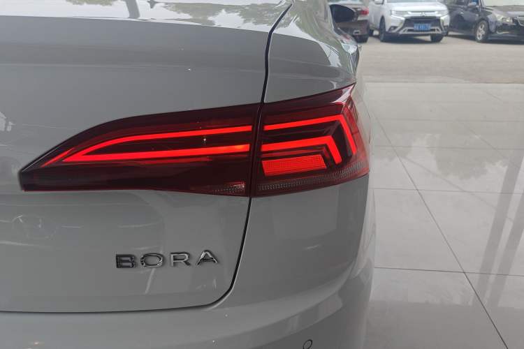 Used Volkswagen Bora 2021 1.5L Automatic Elite Smart Connect Edition