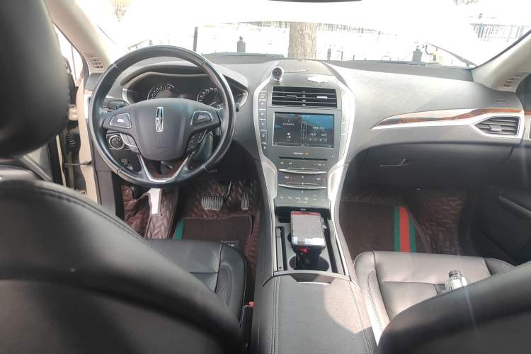 Used Lincoln MKZ 2014 2.0T Luxury Edition
