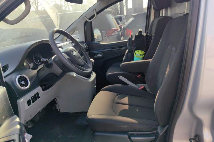 Used JAC Refine M3 2019 1.8L 2-Seat Shuttle Version