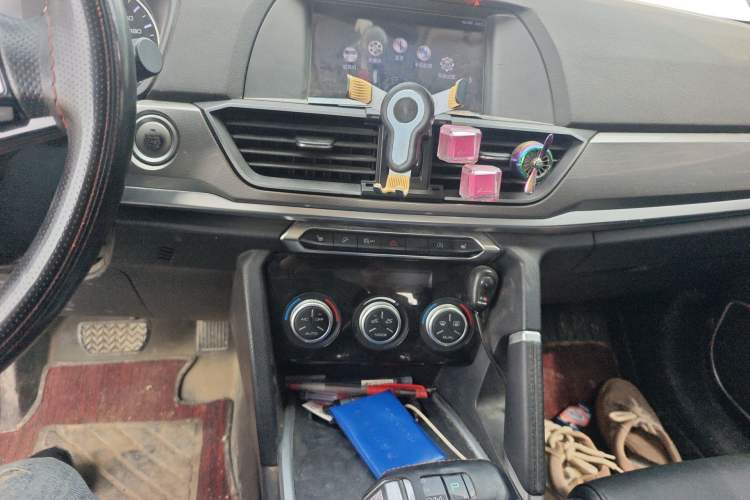 Used Haval H6 2019 Sport Edition 1.5T Automatic Two-Wheel Drive Elite Model China VI Audio And AC Panel