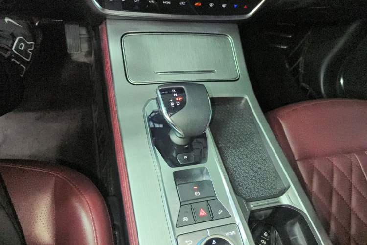 Used JETOUR X70 PLUS 2024 Champion Edition 1.5T DCT Champion PRO 5-Seater
