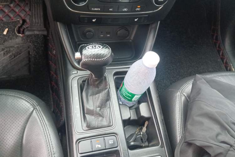 Used Kia Sorento 2013 2.2T 7-seat Diesel Luxury Edition
