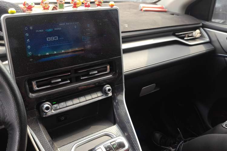 Used Haval M6 2021 PLUS 1.5T DCT Luxury Smart Connectivity Model