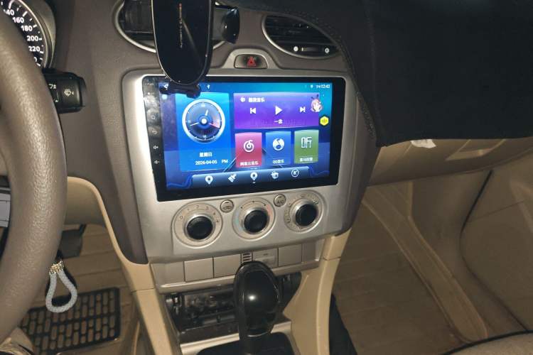 Used Ford Focus 2013 Sedan Classic 1.8L Automatic Millionth Anniversary Edition
