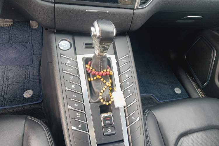 Used Zotye SR9 2017 2.0T Automatic Ultimate Dream Edition
