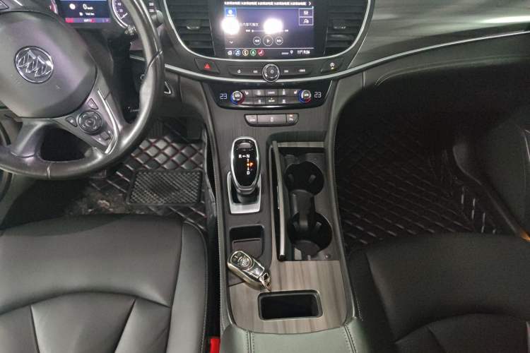 Used Buick LaCrosse 2020 652T Luxury Version
