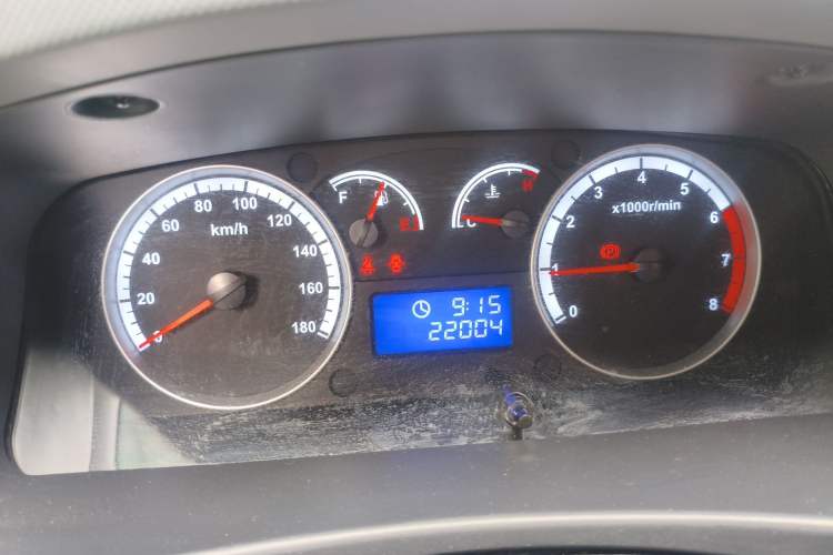 Used Foton Scenic G9 2021 2.4L Gasoline Commercial Version Long Wheelbase High-Roof 5-Seater Van 4K22D4M
