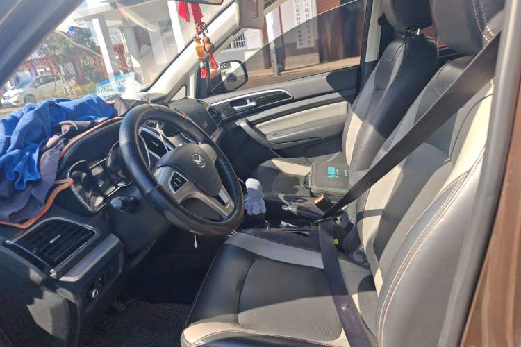 Used HYOSOW H3 2015 1.5L manual luxury version