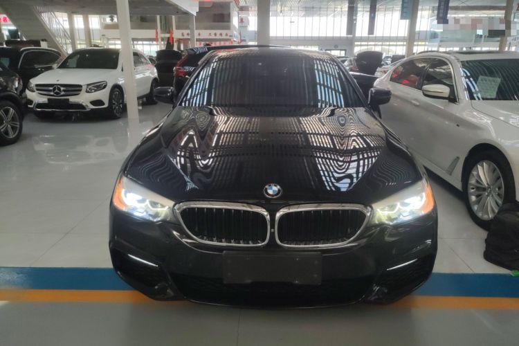Used BMW 5 Series 2018 530Li Leading Model M Sport Package