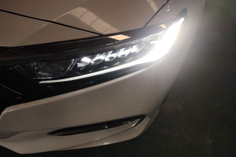 Used Honda Accord 2018 Rui Hybrid 2.0L Rui Ling Edition China VI
