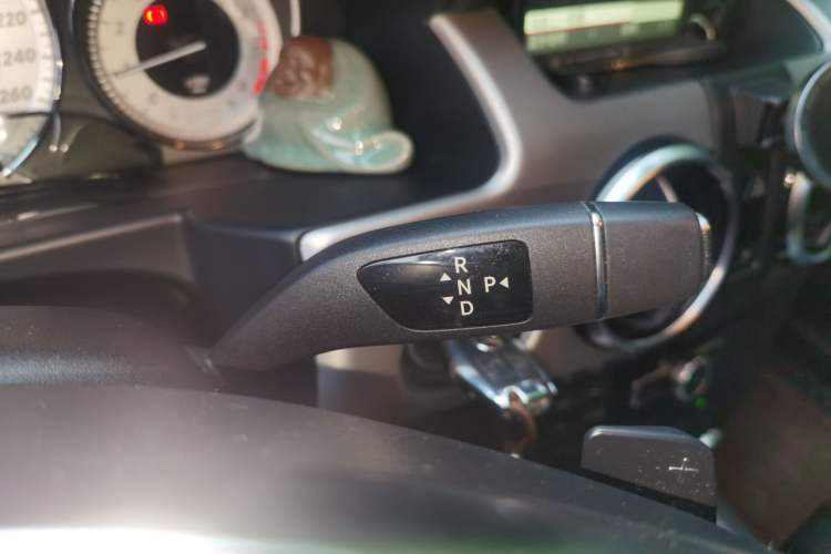 Used Mercedes-Benz GLK-Class 2015 GLK 260 4MATIC Fashion Edition Ultimate Version Gear Lever