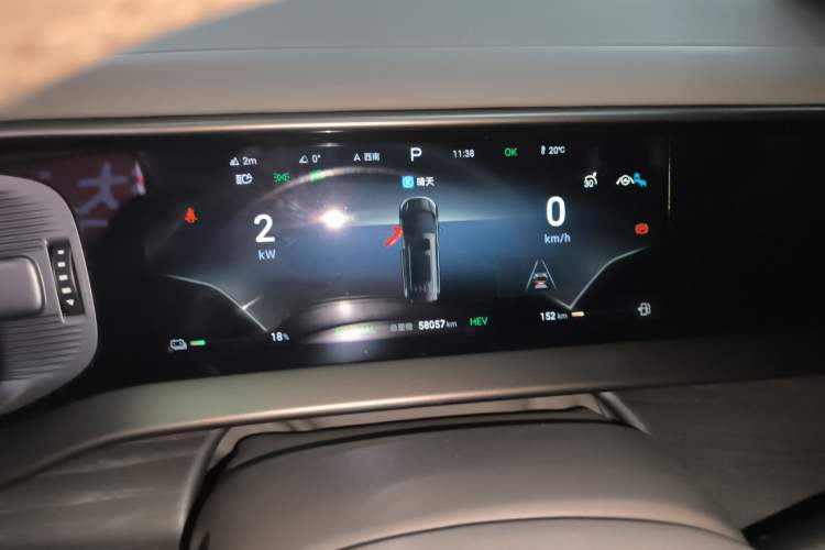 Used Denza D9 2022 DM-i 970 Four-Wheel Drive Flagship Model
