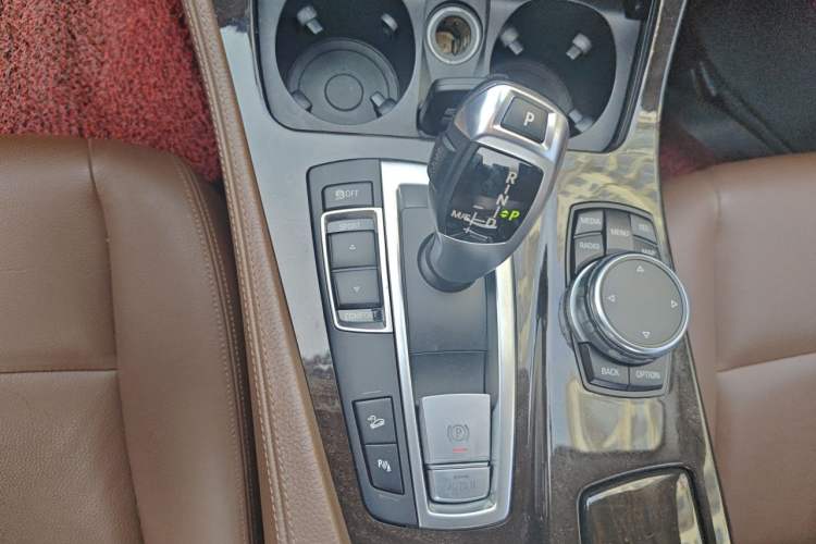 Used BMW 5 Series 2014 528Li xDrive Premium Edition