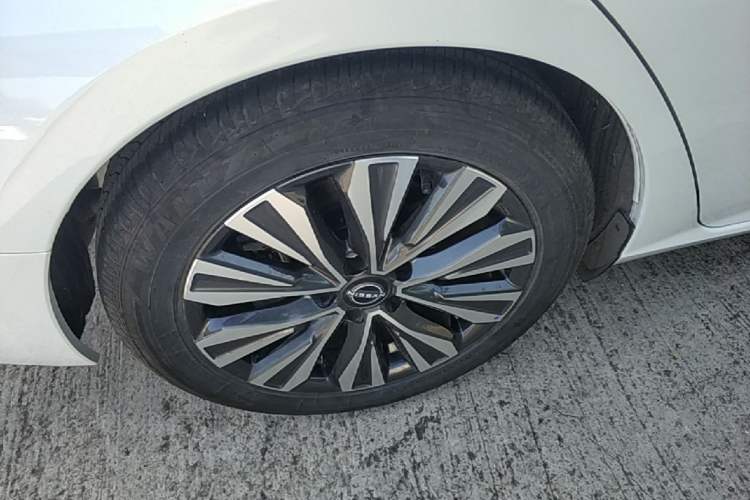 Used Nissan Teana 2024 2.0L XE Genuine Edition