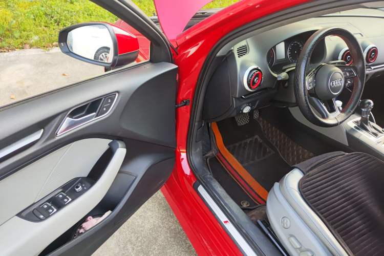 Used Audi A3 2019 Limousine 35 TFSI Fashion Edition China V standard