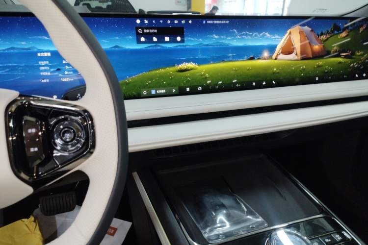 Used Geely Galaxy E8 2025 575 km Exploration Intelligent Driving Edition
