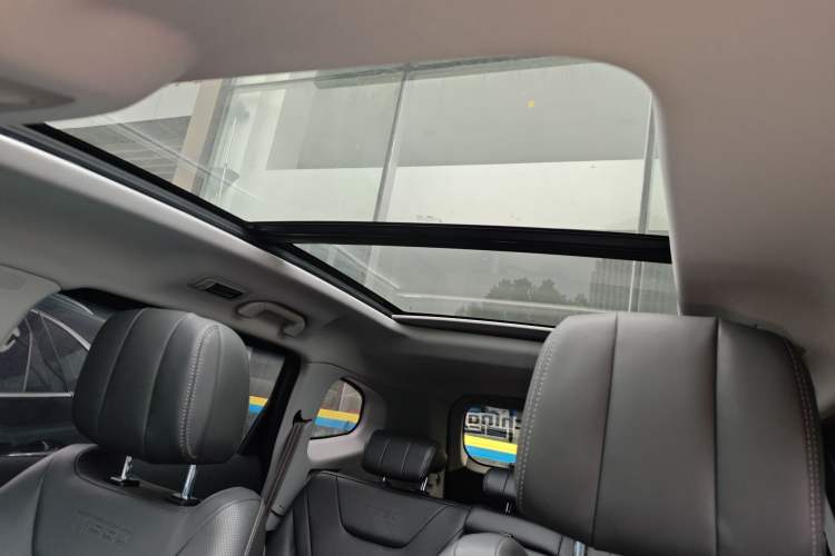 Used Chery Tiggo 8 PRO 2022 290T Two-Wheel Drive Sky Dome Edition 5 Seats Headliner