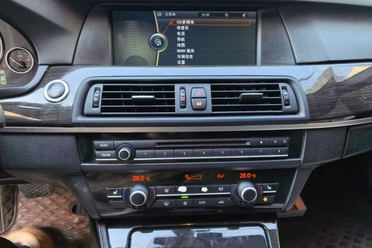 Used BMW 5 Series 2012 530Li Leading Model Audio And AC Panel