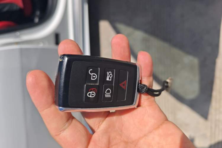 Used Jaguar XEL 2020 2.0T 200 PS R-DYNAMIC S Advanced Sport Edition
