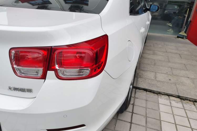 Used Chevrolet Malibu 2014 2.0L Automatic Luxury Edition Right Rear Taillight