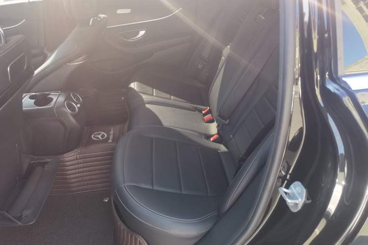 Used Mercedes-Benz E-Class 2018 E 200 L Sport 4MATIC Left Rear Seat