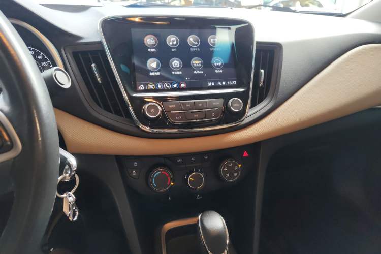 Used Chevrolet Monza 2022 320 Automatic Enjoyment Sunroof Version
