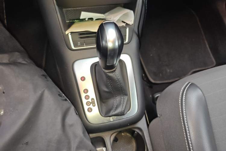 Used Volkswagen Tiguan L 2016 300TSI Automatic Two-Wheel Drive Trend Edition
