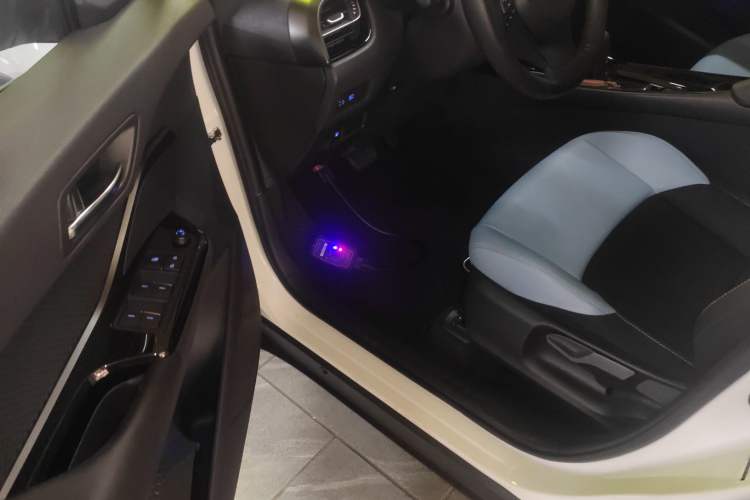 Used Toyota IZOA 2020 2.0L Yi Xiang CARE