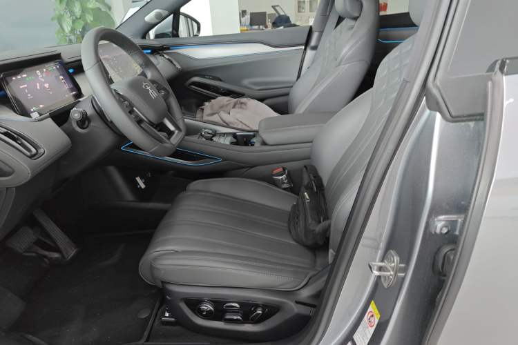 Used BYD Song L EV 2025 Intelligent Driving Version 662 km LiDAR Excellence Edition Left Front Seat