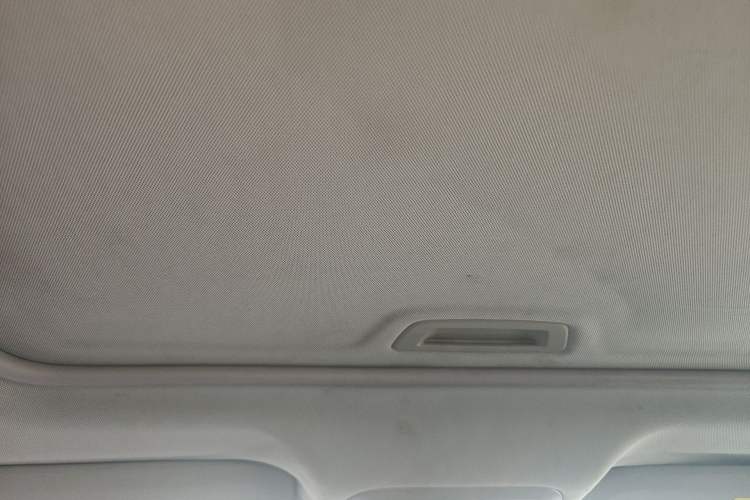 Used Buick GT 2015 15N Automatic Deluxe Edition Headliner