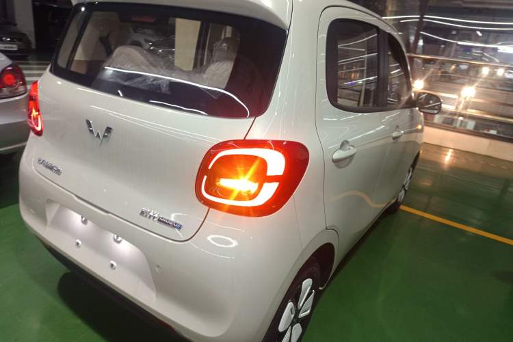 Used Wuling Hongguang MINIEV 2025 Four-Door Version Advanced Edition